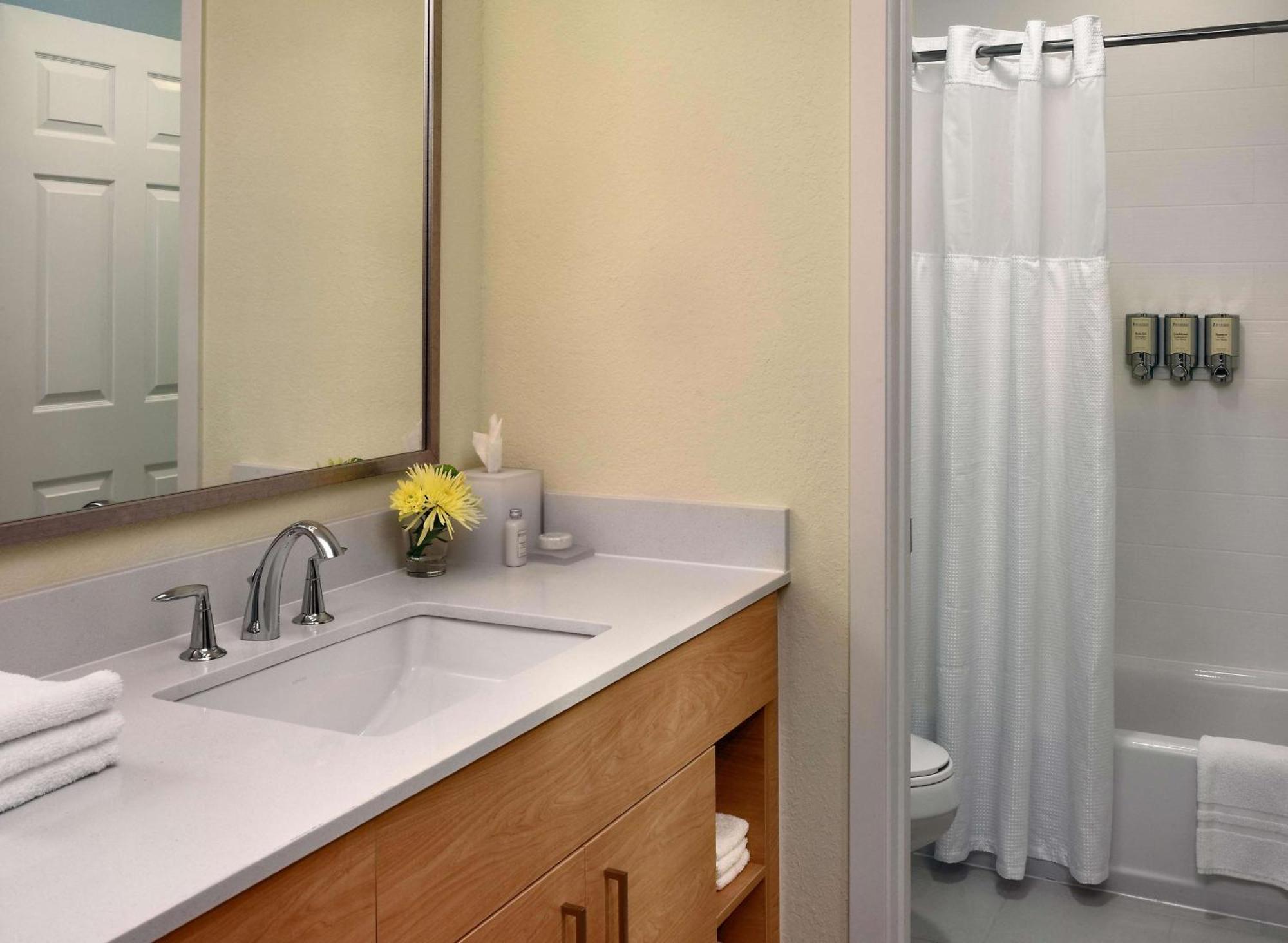 Staybridge Suites Boston - Burlington By Ihg Eksteriør bilde