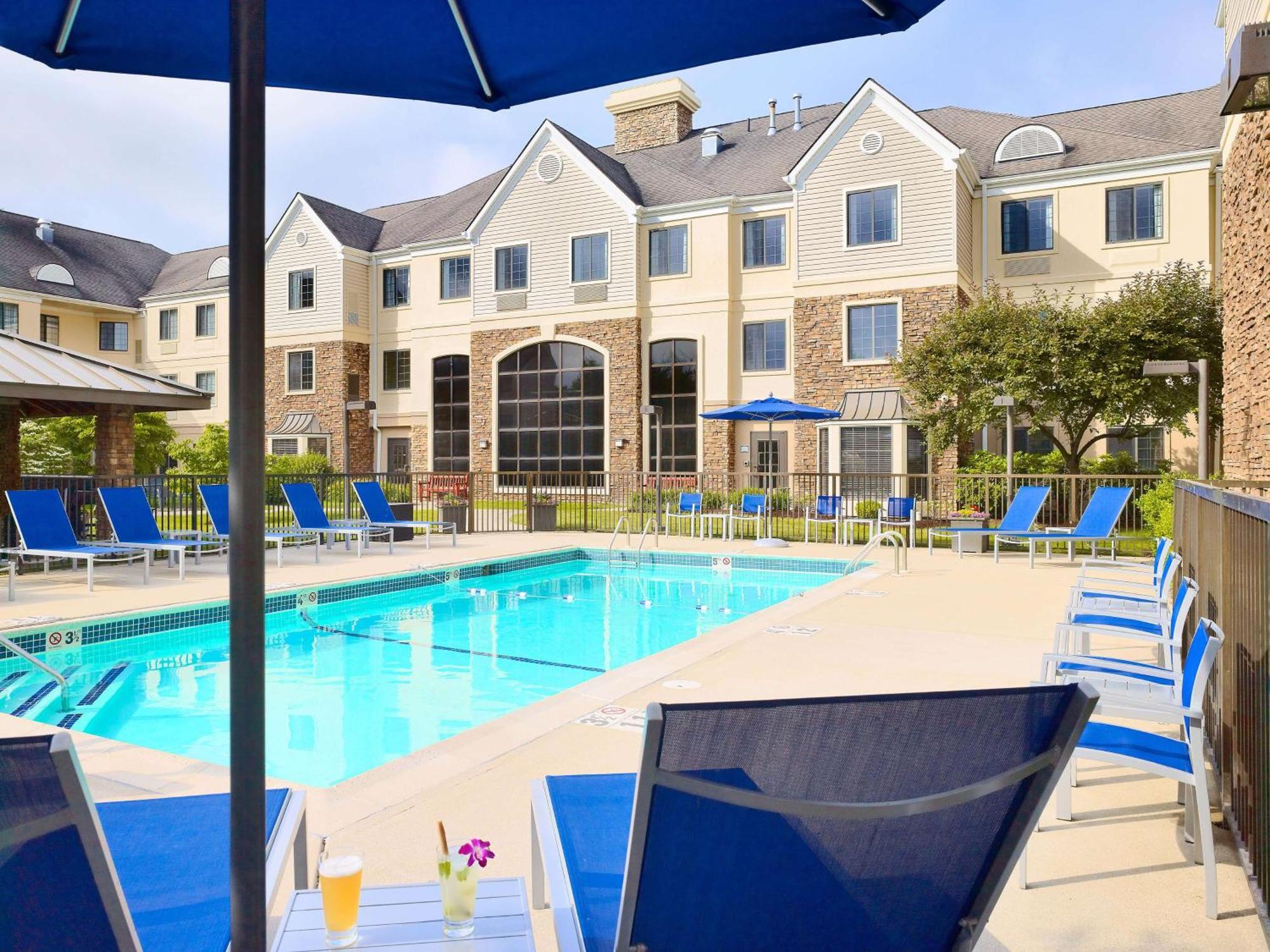 Staybridge Suites Boston - Burlington By Ihg Eksteriør bilde